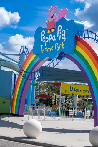 PEPPA PIG Theme Park Entrance